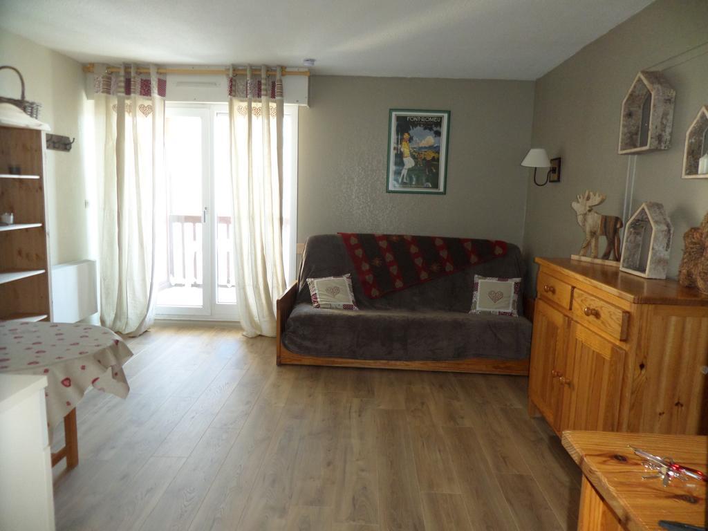Appartements Les Balcons Du Soleil Font-Romeu-Odeillo-Via Esterno foto