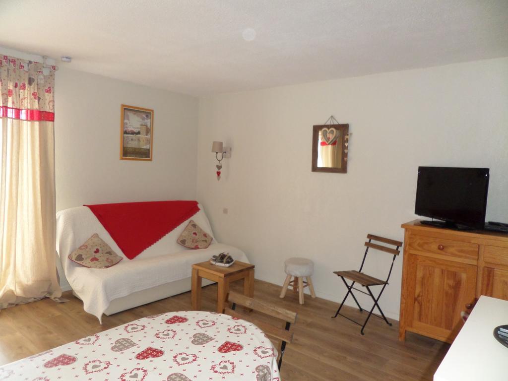 Appartements Les Balcons Du Soleil Font-Romeu-Odeillo-Via Esterno foto